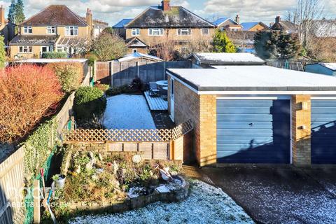 2 bedroom maisonette for sale, Adrian Road, Abbots Langley