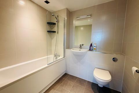 2 bedroom flat to rent, Tempus Tower, 9 Mirabel Street, M3 1NP