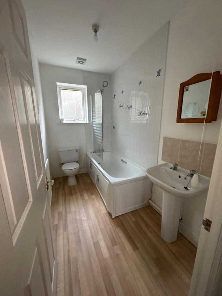 Upstairs Bathroom