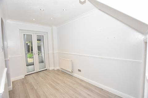 undefined, Worthing Mews, CO15