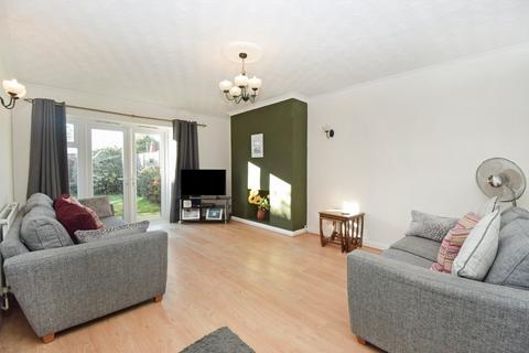 3 bedroom terraced house for sale, Ashcroft Court, Burnham, Buckinghamshire, SL1