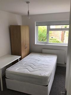 6 bedroom semi-detached house to rent, Slinfold Close, Brighton BN2