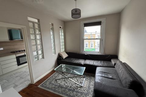 undefined, Stoke Newington High Street, London N16