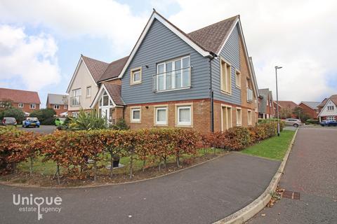 2 bedroom apartment for sale, Windward Avenue,  Fleetwood, FY7