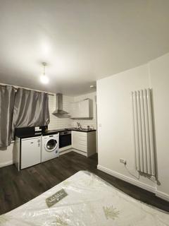 undefined, North Circular Road, Palmers Green, N13