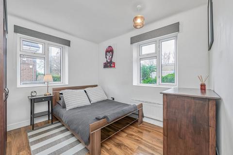 3 bedroom apartment for sale, Ripley House, Mortlake High Street, London, SW14