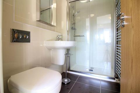 3 bedroom detached house to rent, Pershore Way, Aylesbury