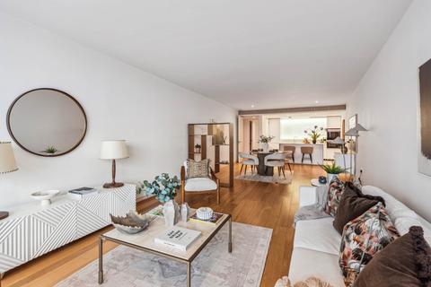3 bedroom apartment to rent, Albion Riverside, Battersea, SW11