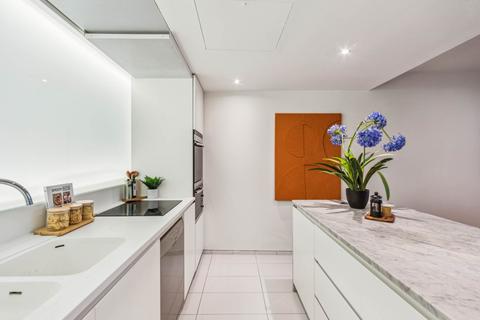 3 bedroom apartment to rent, Albion Riverside, Battersea, SW11