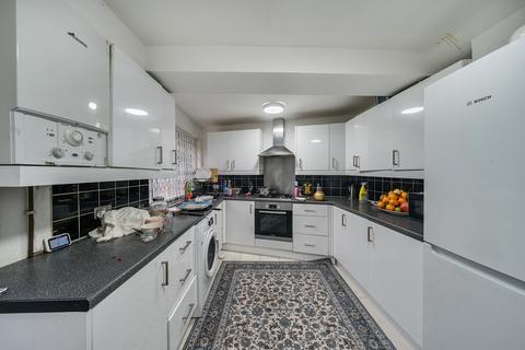 3 bedroom semi-detached house for sale, Oulton Way, Watford, Hertfordshire