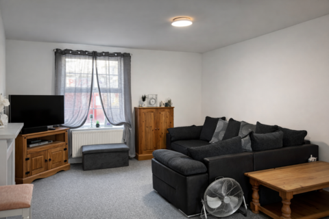 Studio to rent, Dane Hill, Margate