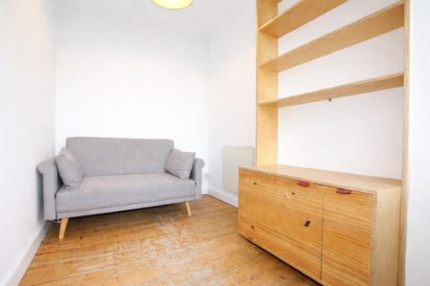 undefined, Waverley Park, Abbeyhill, Edinburgh, EH8