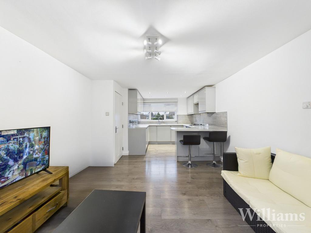 Kitchen/Living Area