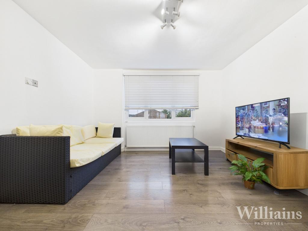Kitchen/Living Area