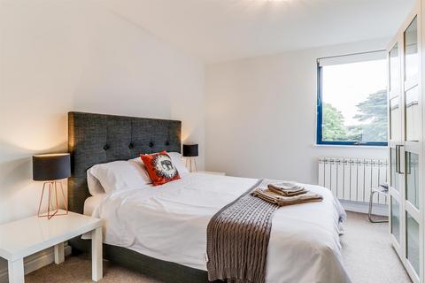 2 bedroom flat to rent, Montpellier Terrace GL50 1AF