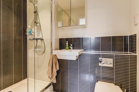 2 bedroom flat to rent, Montpellier Terrace GL50 1AF