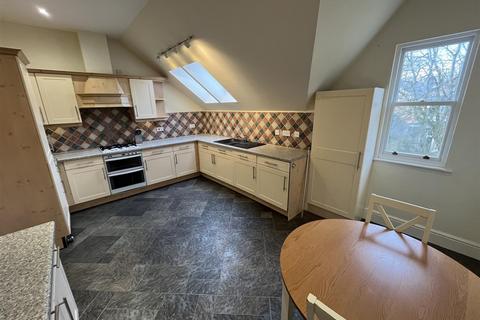 3 bedroom penthouse to rent, Southbourne Road, Sheffield