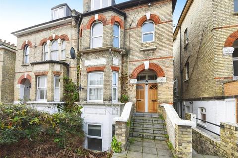 3 bedroom flat for sale, Second Avenue, Hendon, London