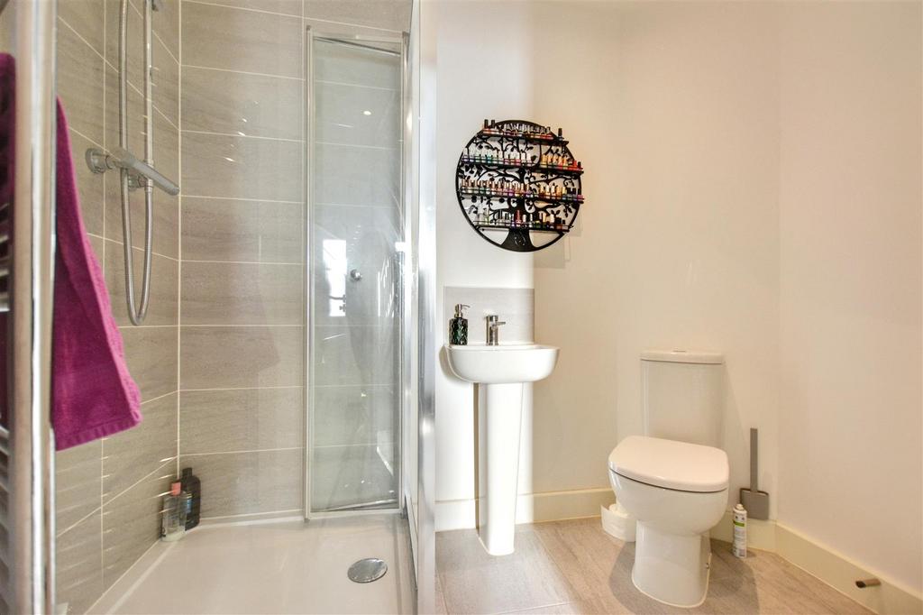 Shower Room.jpeg