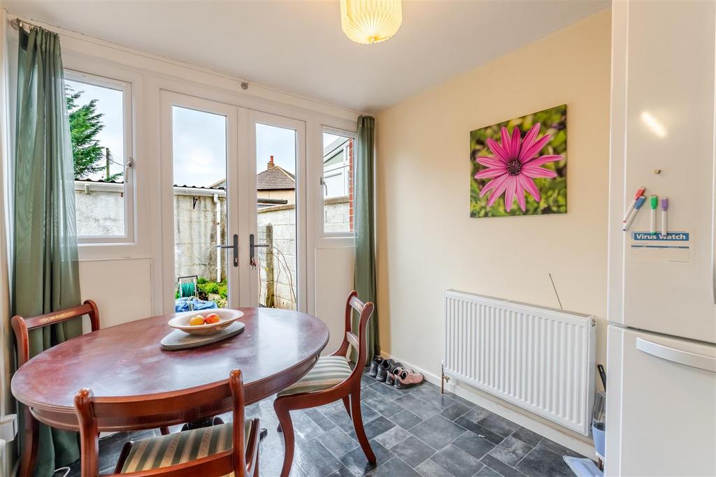 15 Rectory Drive, Yatton, North Somerset 51.jpg