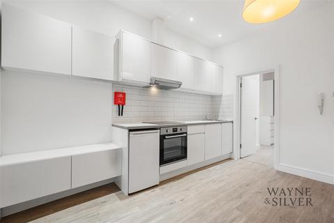 1 bedroom apartment to rent, Roderick Road, Belsize Park, NW3
