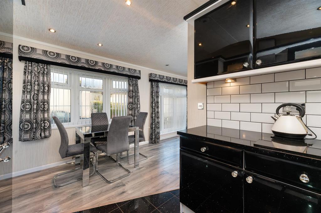 Kitchen &amp; Dining Area