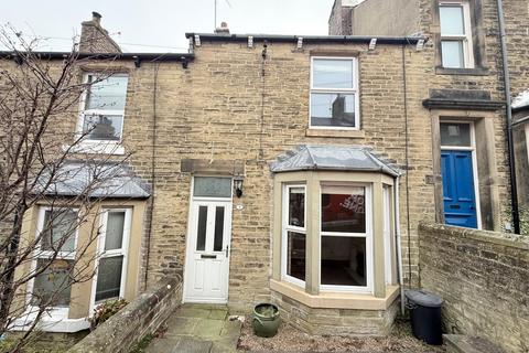 2 bedroom terraced house to rent, Belgrave Street, Skipton, BD23