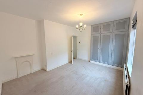 2 bedroom terraced house to rent, Belgrave Street, Skipton, BD23