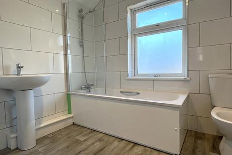 2 bedroom end of terrace house to rent, Oxford Road, Sidcup, DA14