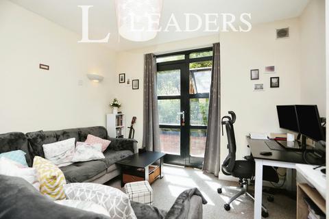 1 bedroom flat to rent, Bird in Hand Mews, London, SE23
