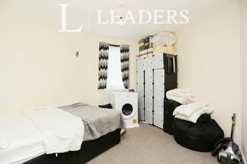 1 bedroom flat to rent, Bird in Hand Mews, London, SE23