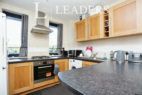 1 bedroom flat to rent, Bird in Hand Mews, London, SE23