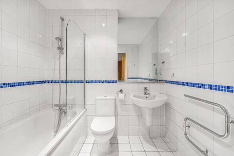 2 bedroom apartment to rent, Whitehall Quay, Leeds, West Yorkshire