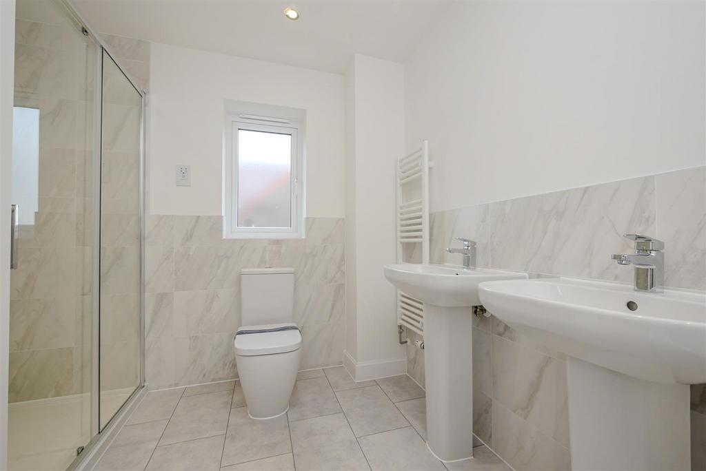 En-Suite (1)