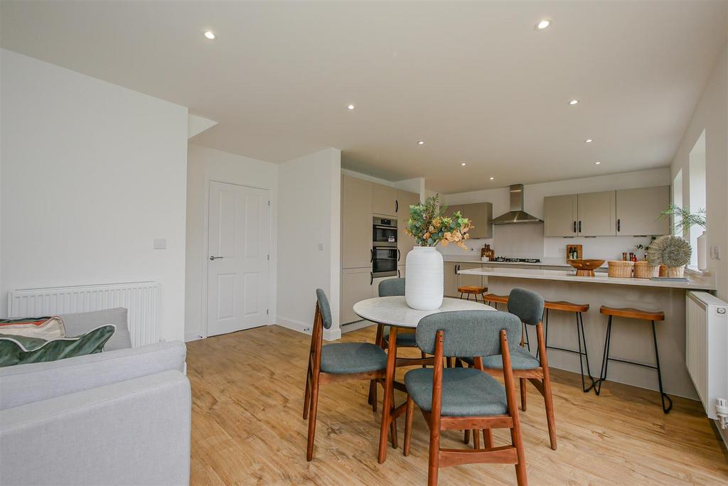 Kitchen/Breakfast Room