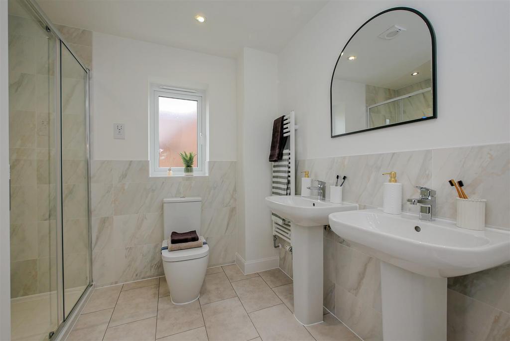 En-Suite (1)