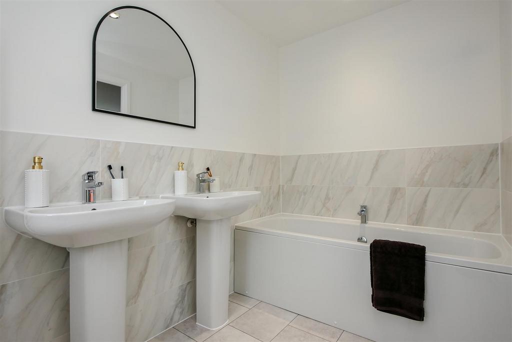 En-Suite (1)
