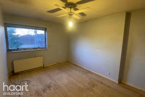 3 bedroom terraced house for sale, Bracklesham Close, Farnborough