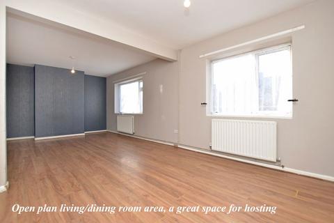 3 bedroom semi-detached house for sale, Bishops Road, King's Lynn PE30