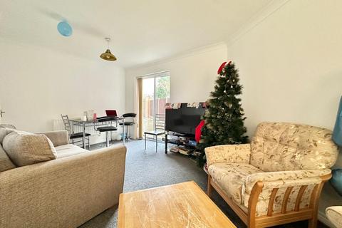 2 bedroom semi-detached house for sale, Hedgerow Road, Leicester, LE3