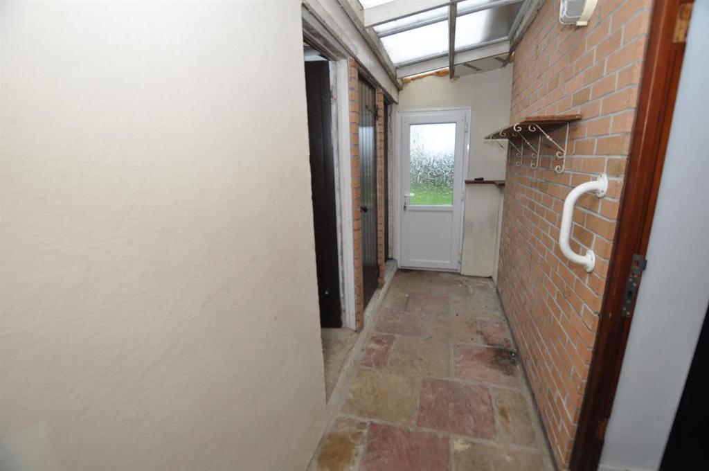 Side Entrance Hallway