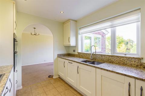 4 bedroom detached house to rent, Magenta Crescent, Newcastle Upon Tyne