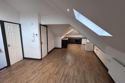 undefined, Flat 3, Preston PR1