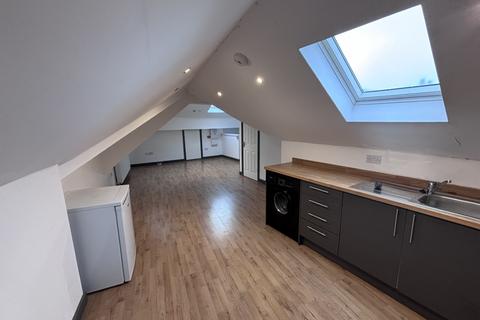 undefined, Flat 3, Preston PR1