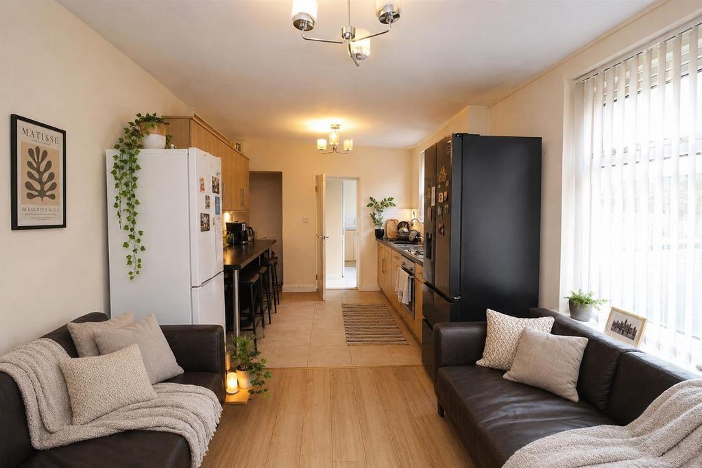 Arran Street, Cardiff CF24, Cardiff