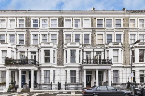 2 bedroom flat to rent, Castletown Road, London W14