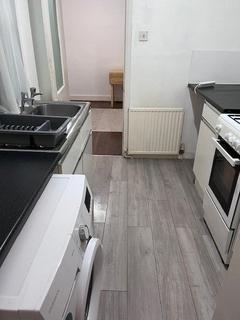 1 bedroom flat to rent, Coleridge Road, North Finchley N12
