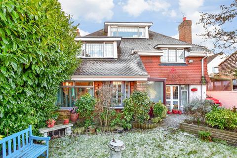 4 bedroom detached house for sale, The Brow, Widley, Waterlooville, Hampshire
