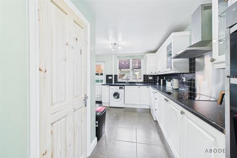 3 bedroom terraced house for sale, Dunedin Crescent, Burton-On-Trent DE15