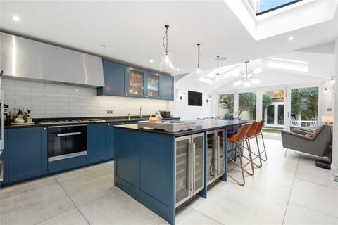 4 bedroom terraced house for sale, Fullerton Road, London, SW18